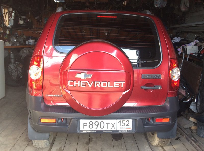 Chevrolet Niva 2010 задний бампер