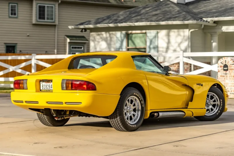 Chevrolet Corvette, dodge Viper