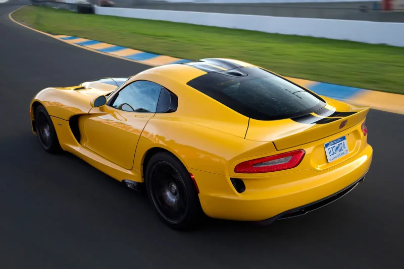 Chevrolet Corvette, dodge Viper