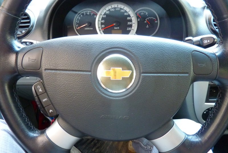 Chevrolet Lacetti руль