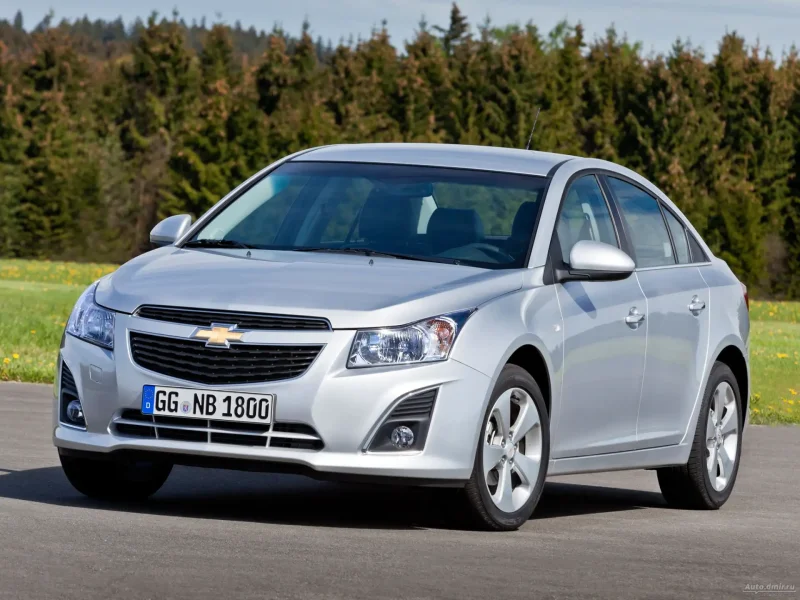 Chevrolet Cruze 2012 седан