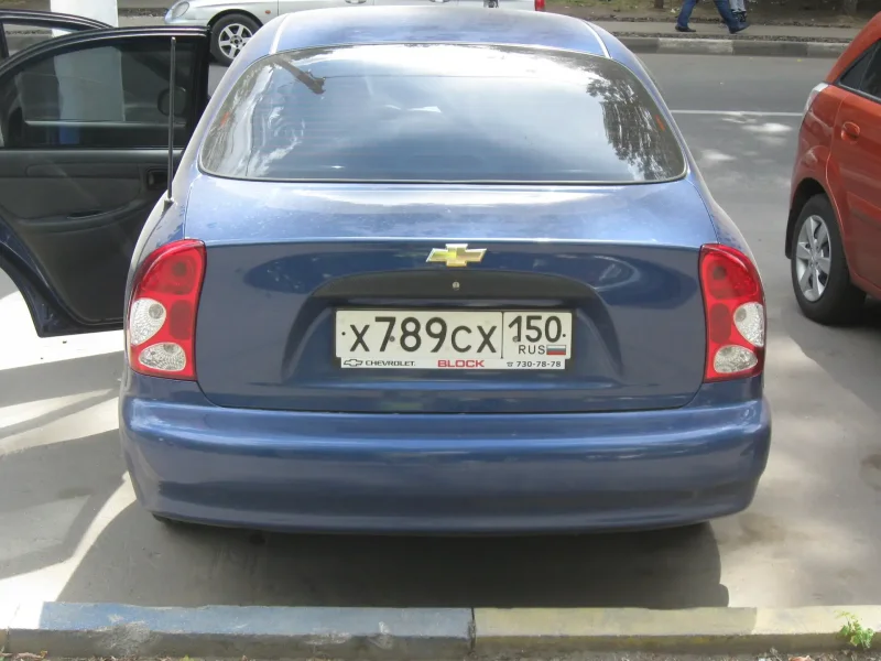 Daewoo lanos сзади