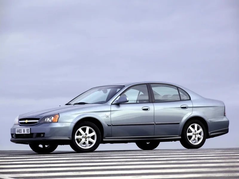 Chevrolet Evanda 2004