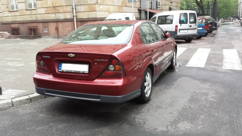 Chevrolet Evanda 2004