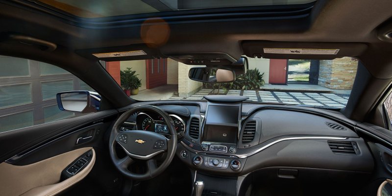 Chevrolet Impala 2019 салон