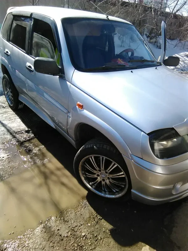 Chevrolet Niva 2004 года