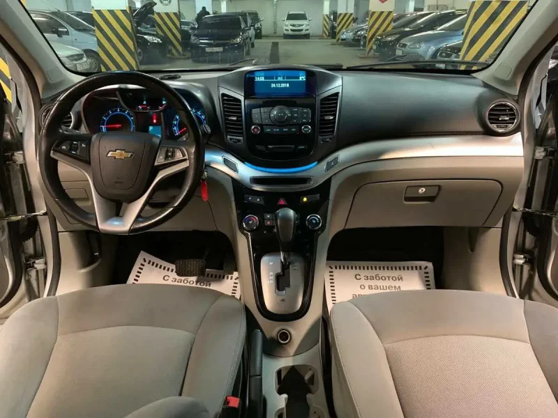 Chevrolet Orlando 2018 салон