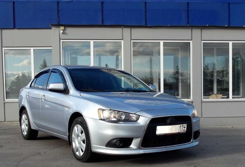 Mitsubishi Lancer x Рестайлинг 2011
