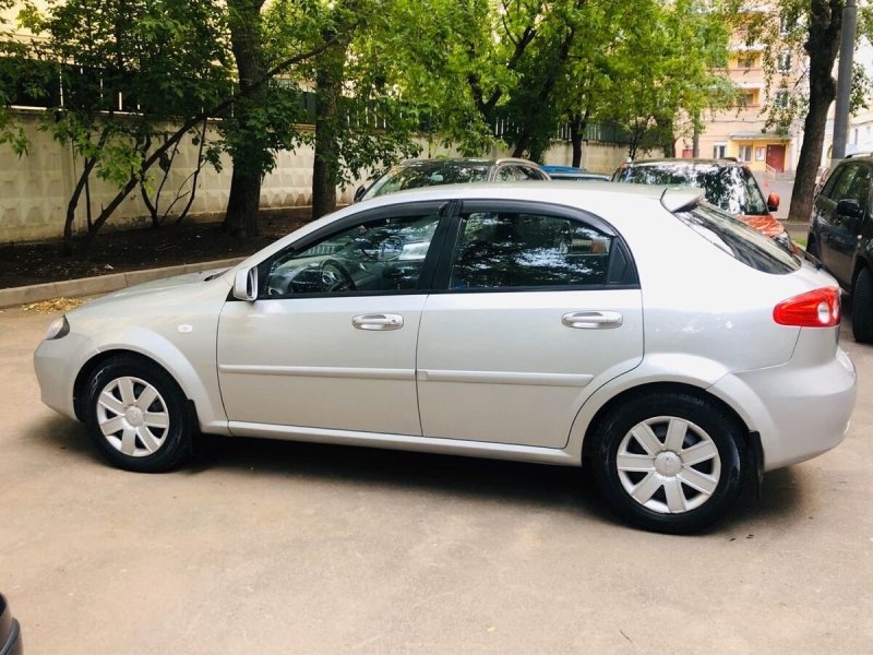 Chevrolet Lacetti 1.4 МТ