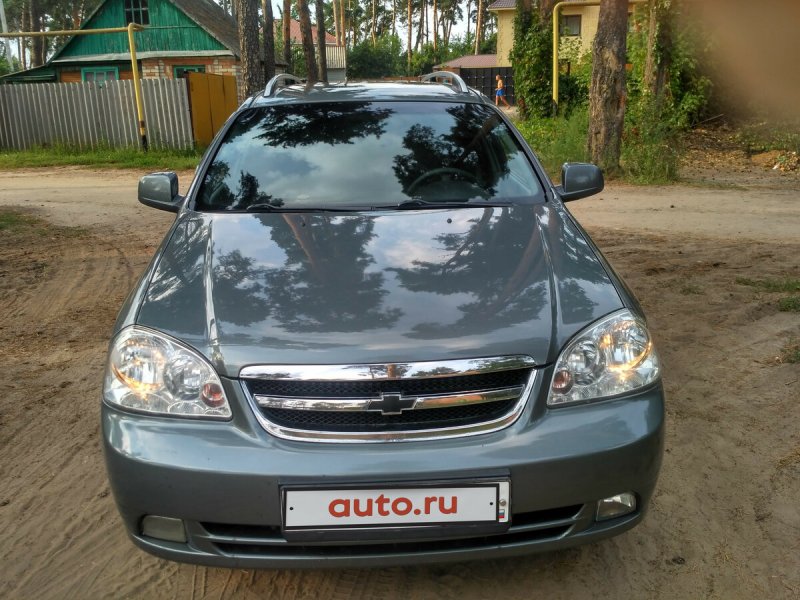 Chevrolet Lacetti 2011 седан