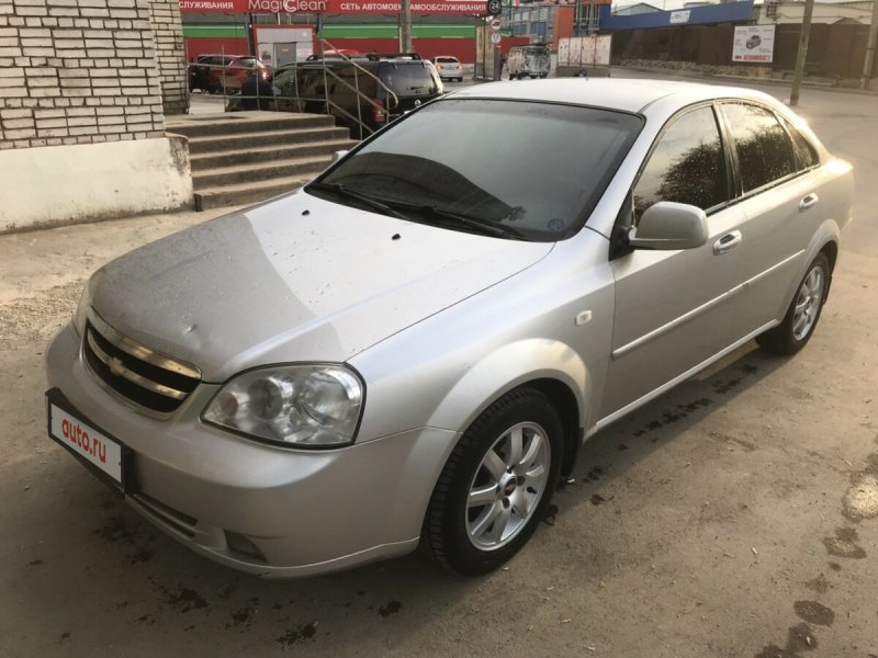 Chevrolet Lacetti 2011 1.8 МТ
