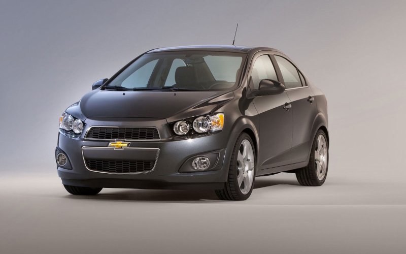 Chevrolet Aveo 2012 хэтчбек