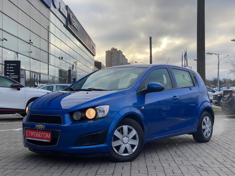 Chevrolet Aveo 2012 сзади