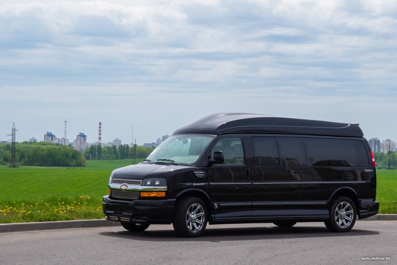 Chevrolet Express 200