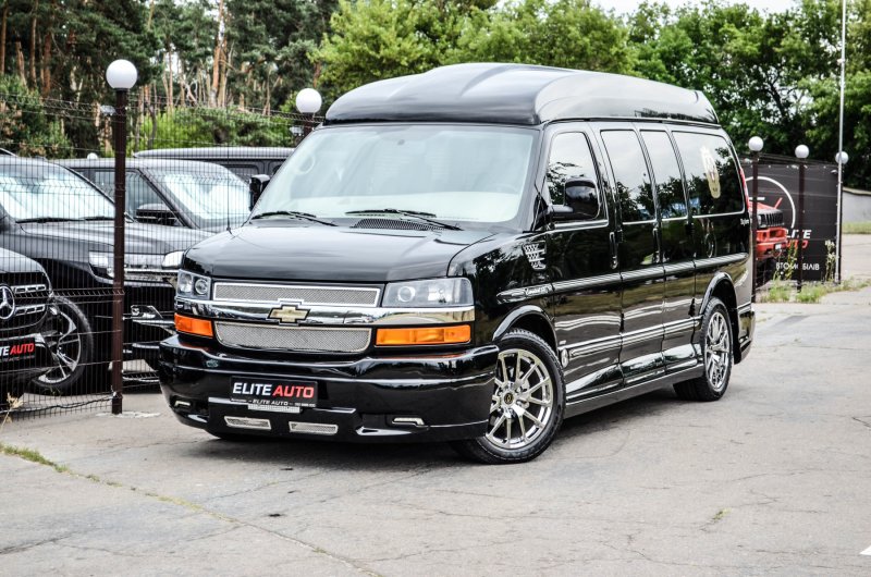 GMC Savana 2021