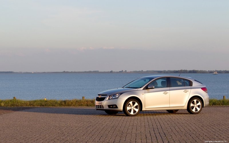 Chevrolet Cruze 2008 хэтчбек