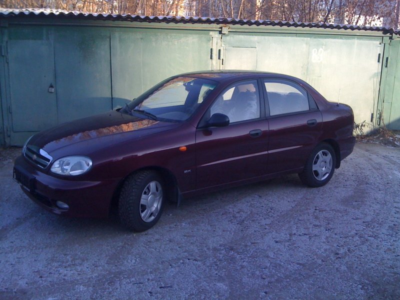 Шевроле Ланос 2008 красный