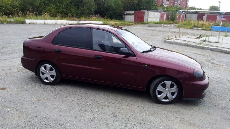 Шевроле lanos 2006 вишневый