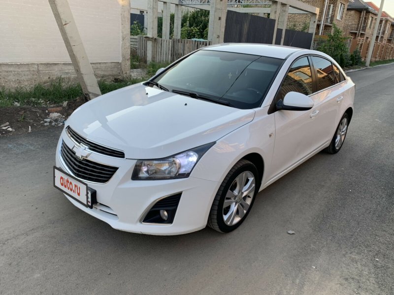 Chevrolet Cruze 2013 белый