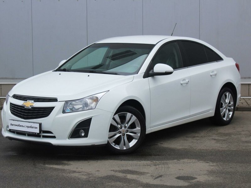 Chevrolet Cruze 2015 белый
