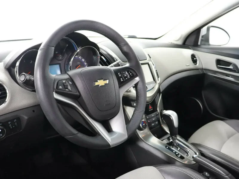 Chevrolet Cruze HR