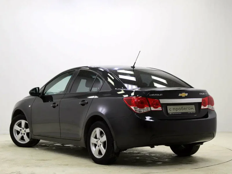 Chevrolet Cruze 2017 седан