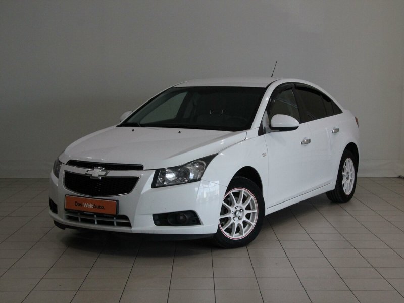 Chevrolet Cruze 2012 белый