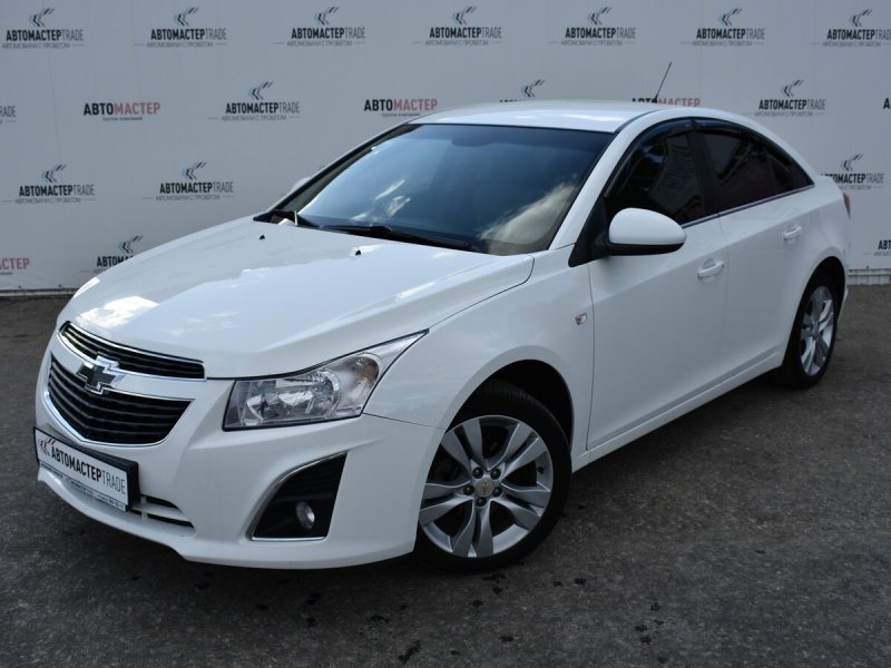 Chevrolet Cruze 2013 белый