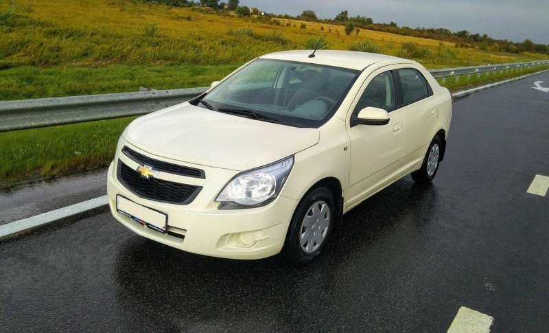 Chevrolet Cobalt 2