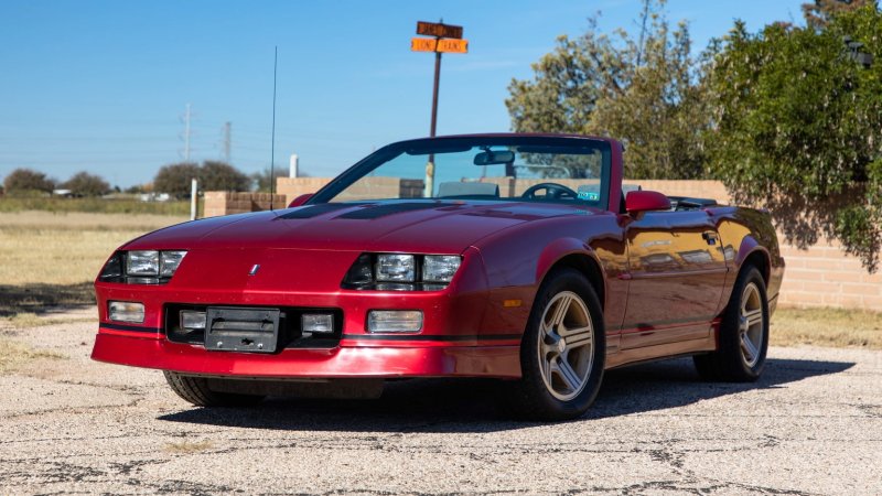 Chevrolet Camaro z28 1990