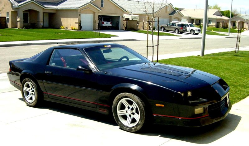 Chevrolet Camaro IROC-Z 1990