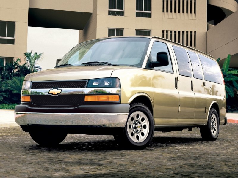 Chevrolet Express 2003