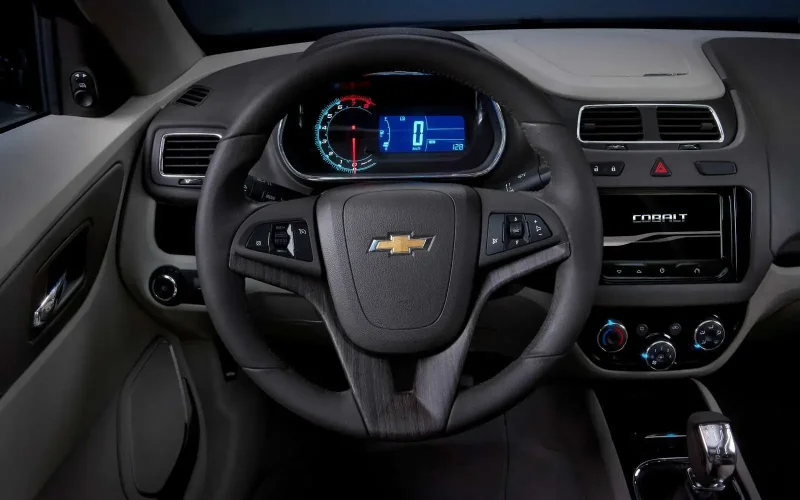 Chevrolet Cobalt 2022 салон