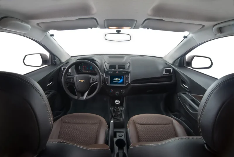 Chevrolet Cobalt LTZ салон