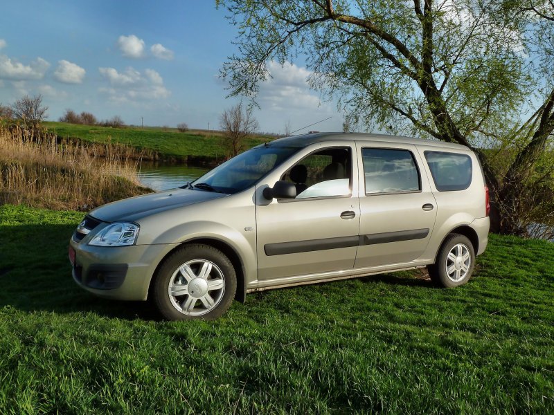 Lada Largus 1.6 (fs015l)