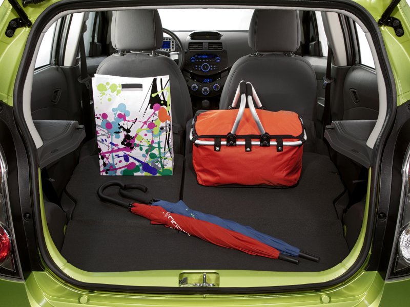 Chevrolet Spark салон багажник