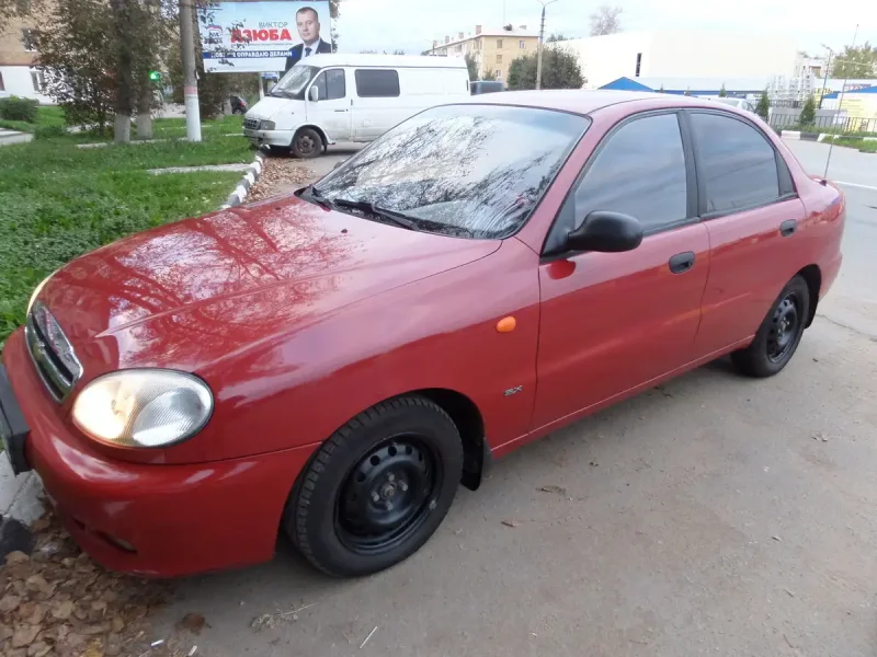 Шевроле Ланос 2008 красный