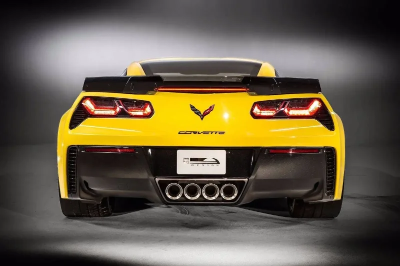 Chevrolet Corvette c7 сзади