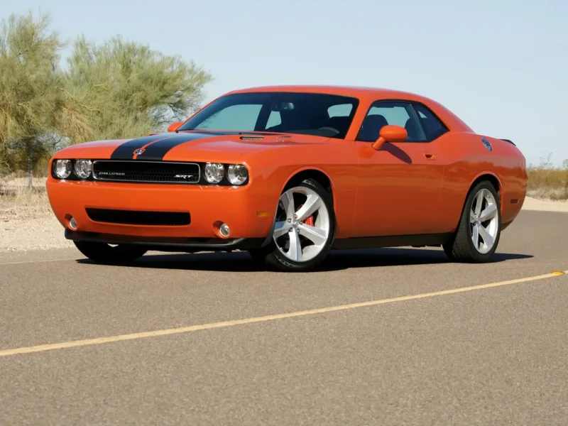 Dodge Challenger 3 поколение