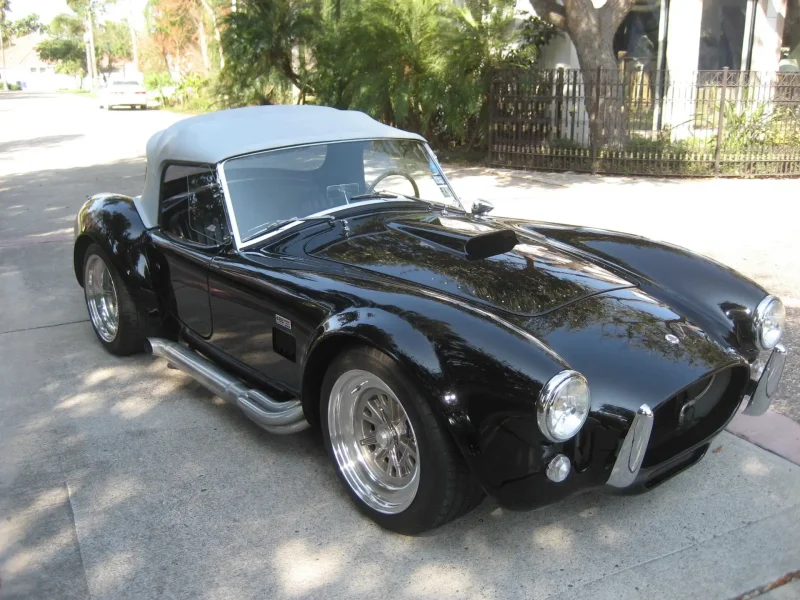 AC Cobra 740