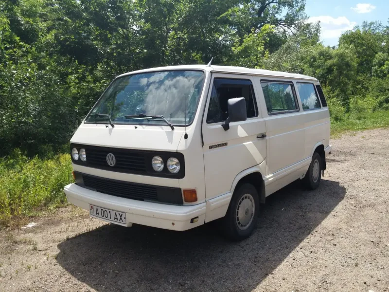Volkswagen Caravelle 2020 красно белый
