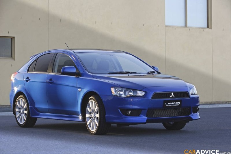Mitsubishi Lancer 9 хэтчбек