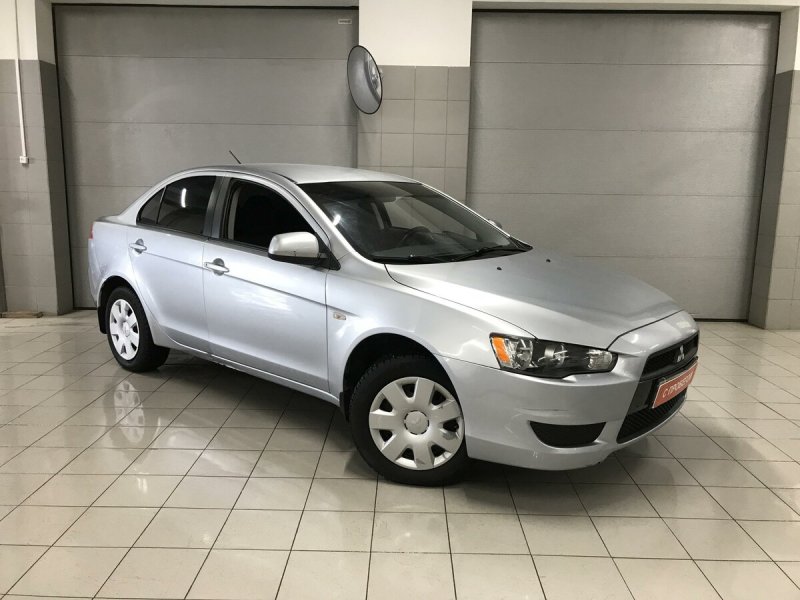 Mitsubishi Lancer 2012
