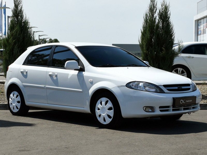 Chevrolet Lacetti 2011 белая