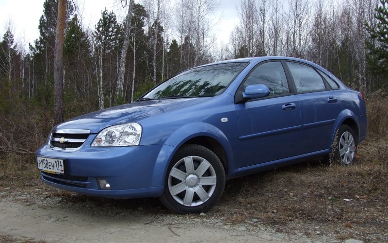 Шевроле Лачетти 2009 седан 1.4