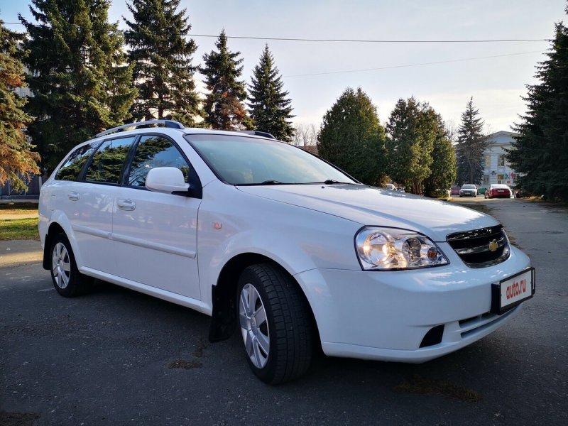 Chevrolet Lacetti седан