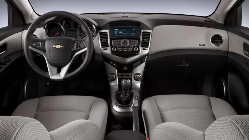 Chevrolet Cruze 2014 салон