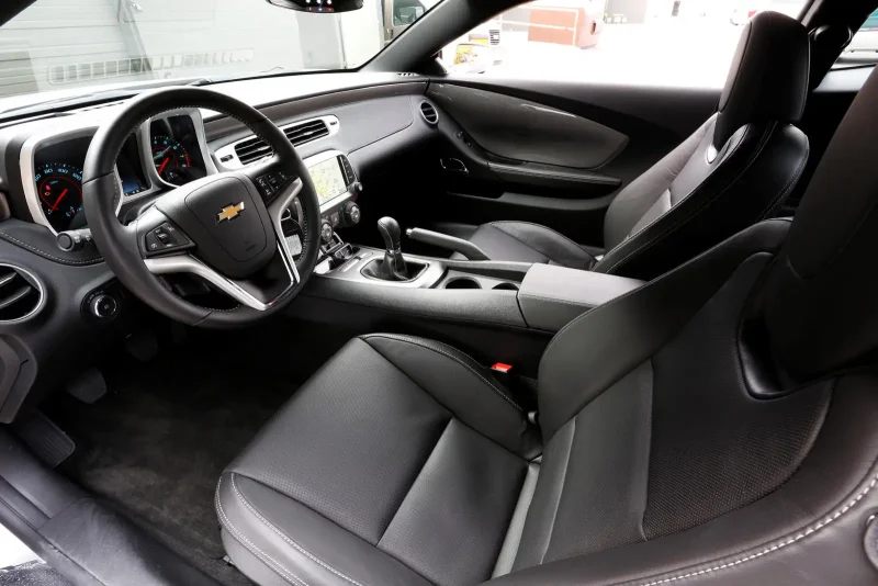 Chevrolet Camaro 2014 салон
