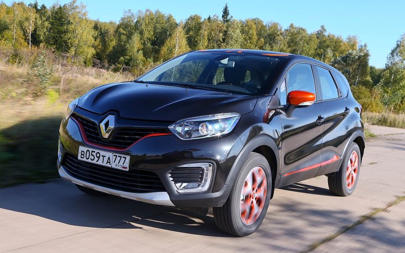 Renault Captur 2021 красный металлик