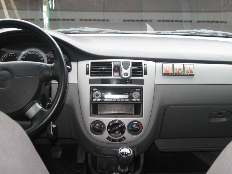 Chevrolet Lacetti 2012 хэтчбек салон